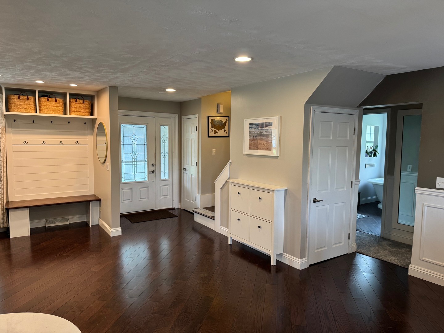 1223 Ridgeway Court
