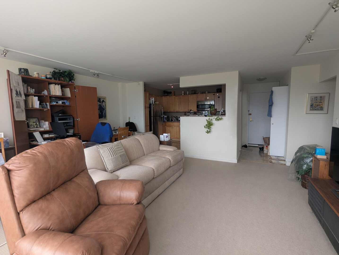 2800 N Lake Shore Drive 904