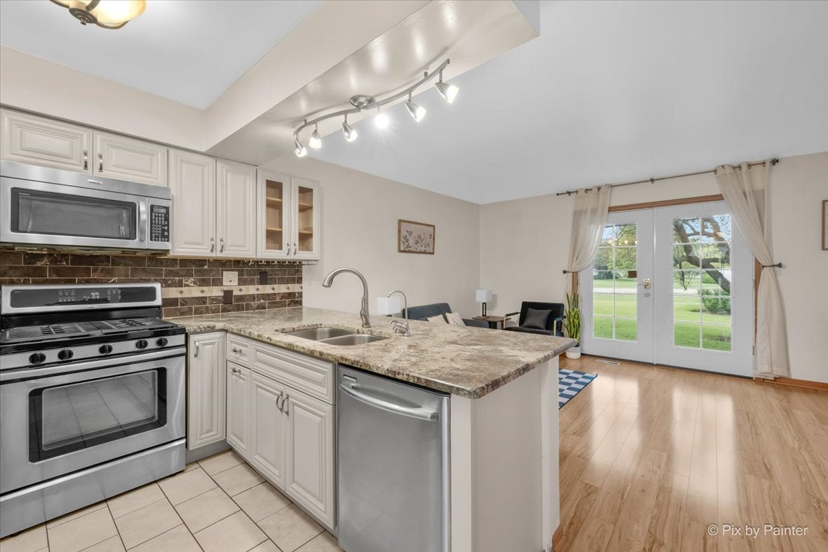 473 Nicole Drive B