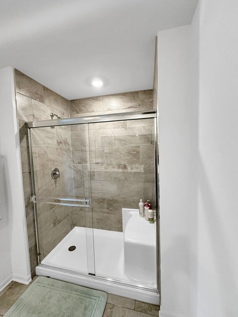 Tiny photo for 765 Kentshire Circle, Elgin, IL 60124 (MLS # 12694799)