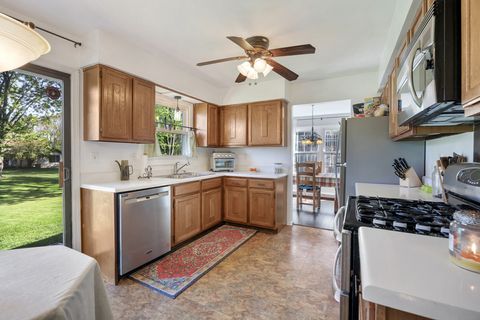Tiny photo for 650 BUTTERFIELD Drive, Algonquin, IL 60102 (MLS # 12647589)