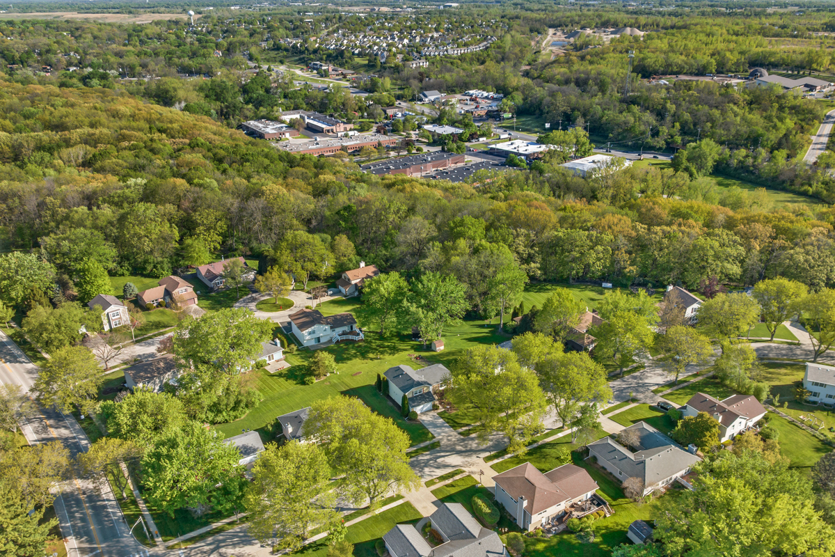 Properties 2 650 BUTTERFIELD Drive
