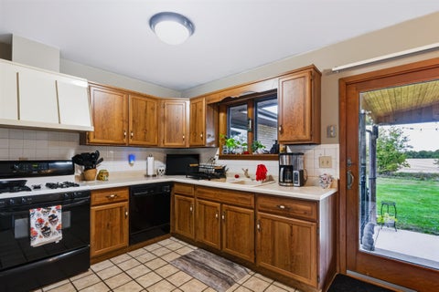 Tiny photo for 16796 Old Colonial Road, Bloomington, IL 61705 (MLS # 12784310)