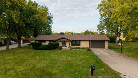 Photo of 16796 Old Colonial Road, Bloomington, IL 61705 (MLS # 12784310)