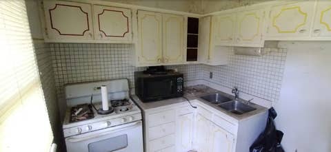 Tiny photo for 124 Chicago Road, Oswego, IL 60543 (MLS # 12682396)