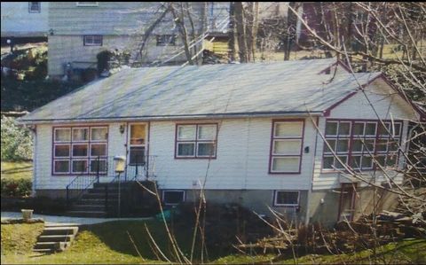 Tiny photo for 124 Chicago Road, Oswego, IL 60543 (MLS # 12682396)