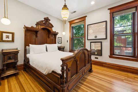 Tiny photo for 3837 N Alta Vista Terrace, Chicago, IL 60613 (MLS # 12432756)
