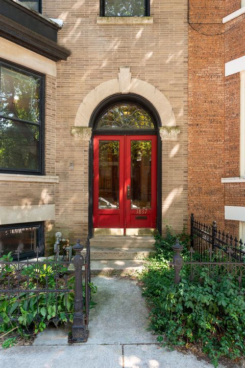 Tiny photo for 3837 N Alta Vista Terrace, Chicago, IL 60613 (MLS # 12432756)
