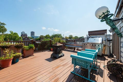 Tiny photo for 3837 N Alta Vista Terrace, Chicago, IL 60613 (MLS # 12432756)