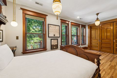 Tiny photo for 3837 N Alta Vista Terrace, Chicago, IL 60613 (MLS # 12432756)