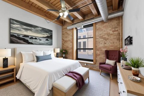 Tiny photo for 1133 S WABASH Avenue #303, Chicago, IL 60605 (MLS # 12627574)