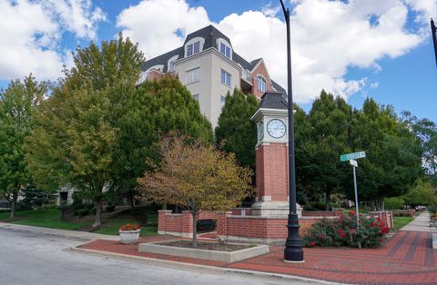 Photo of 4811 N OLCOTT Avenue #516, Harwood Heights, IL 60706 (MLS # 12606145)