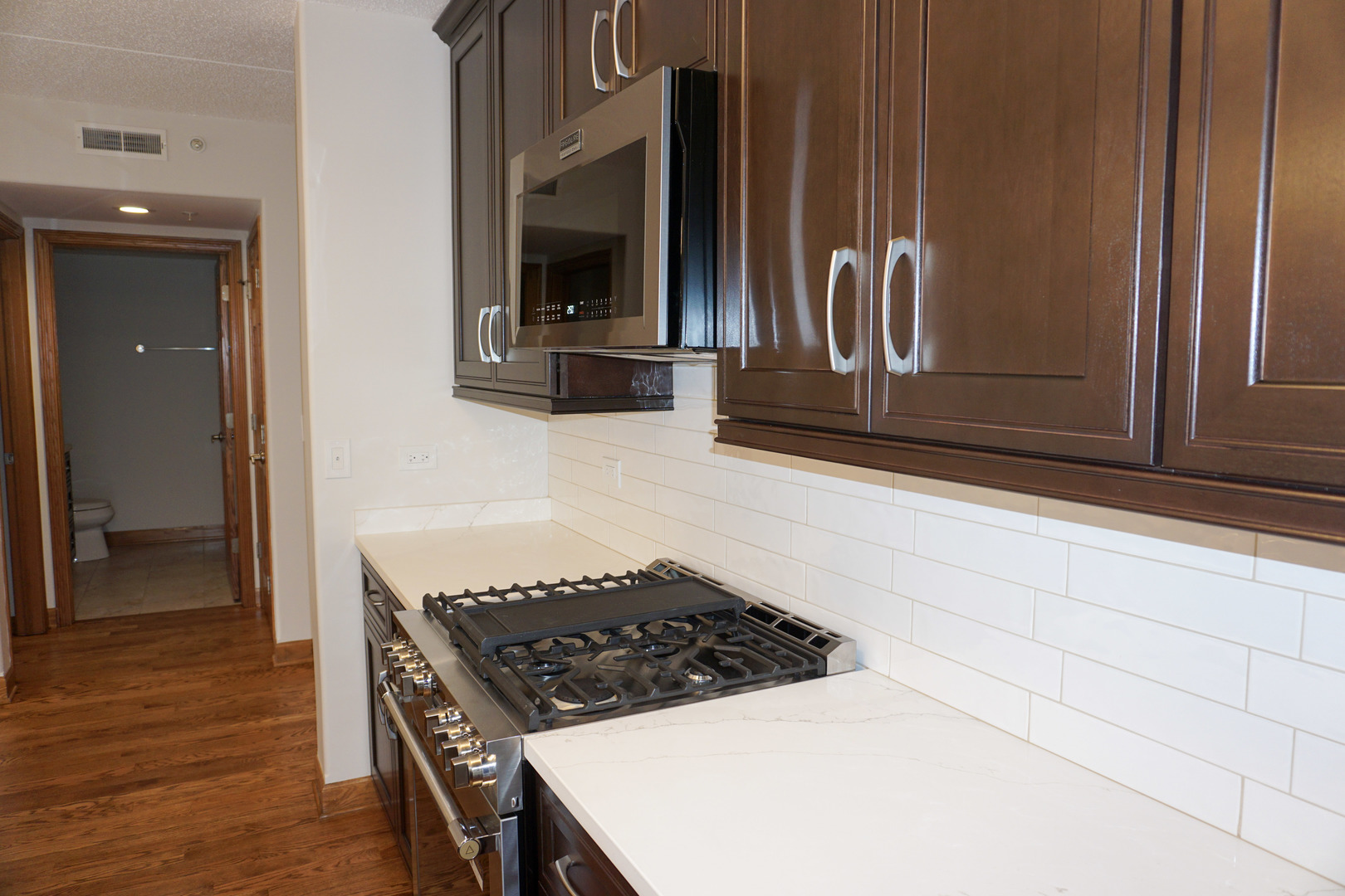 4811 N OLCOTT Avenue 516