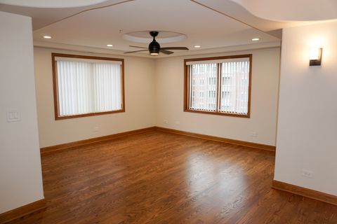 Tiny photo for 4811 N OLCOTT Avenue #516, Harwood Heights, IL 60706 (MLS # 12606145)