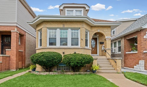 Tiny photo for 3132 N Luna Avenue, Chicago, IL 60641 (MLS # 12752731)