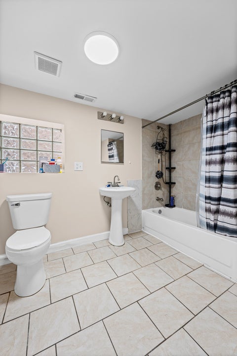 Tiny photo for 3132 N Luna Avenue, Chicago, IL 60641 (MLS # 12752731)