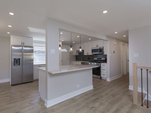 Tiny photo for 16920 Glen Oaks Drive, Country Club Hills, IL 60478 (MLS # 12501357)