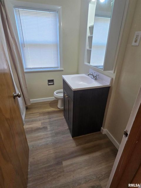 Tiny photo for 515 W 31ST Street, Davenport, IA 52803 (MLS # QC4269436)