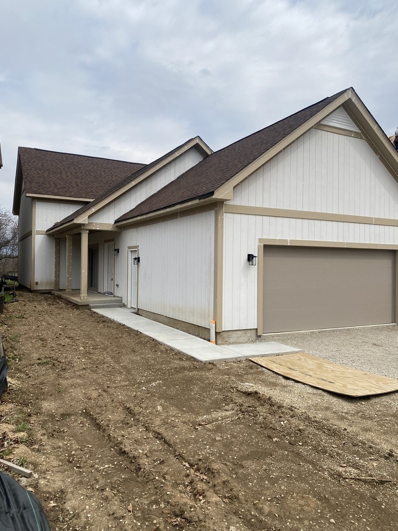 5912 Prairie Ridge Road
