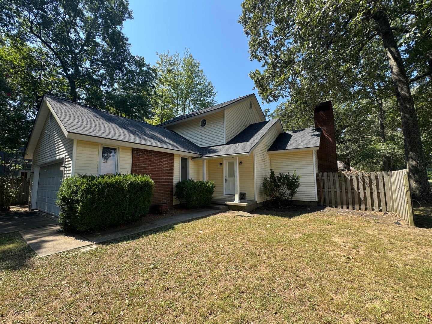 2 Hickory Lane
