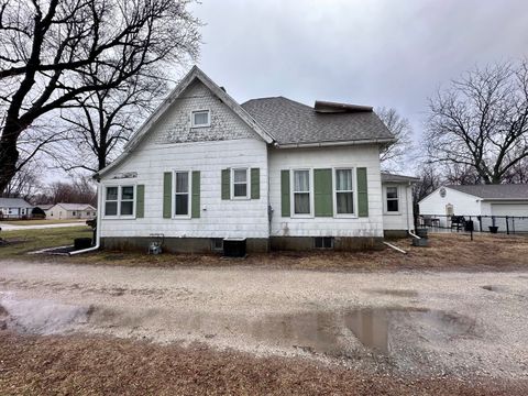Tiny photo for 1706 14th Avenue, Rock Falls, IL 61071 (MLS # 12593759)