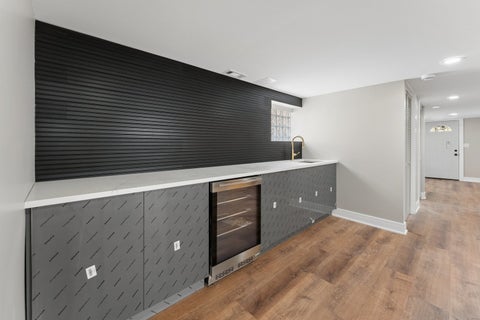 Tiny photo for 8015 S Paxton Avenue, Chicago, IL 60617 (MLS # 12696783)