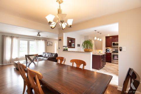 Tiny photo for 10136 Charles Avenue, Palos Hills, IL 60465 (MLS # 12658416)