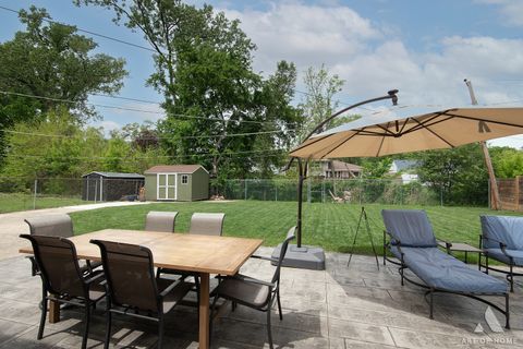 Tiny photo for 10136 Charles Avenue, Palos Hills, IL 60465 (MLS # 12658416)