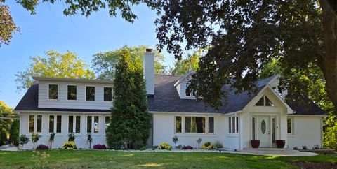 25W201 Summit Drive Naperville IL 60563