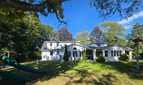 Tiny photo for 25W201 Summit Drive, Naperville, IL 60563 (MLS # 12495822)