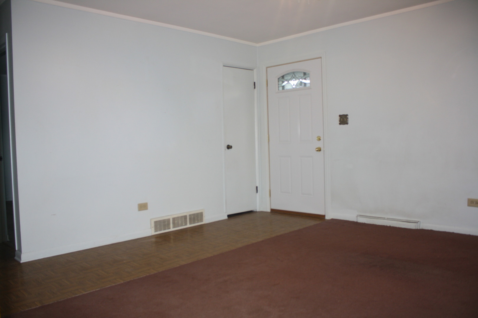 831 E South Broadway Avenue