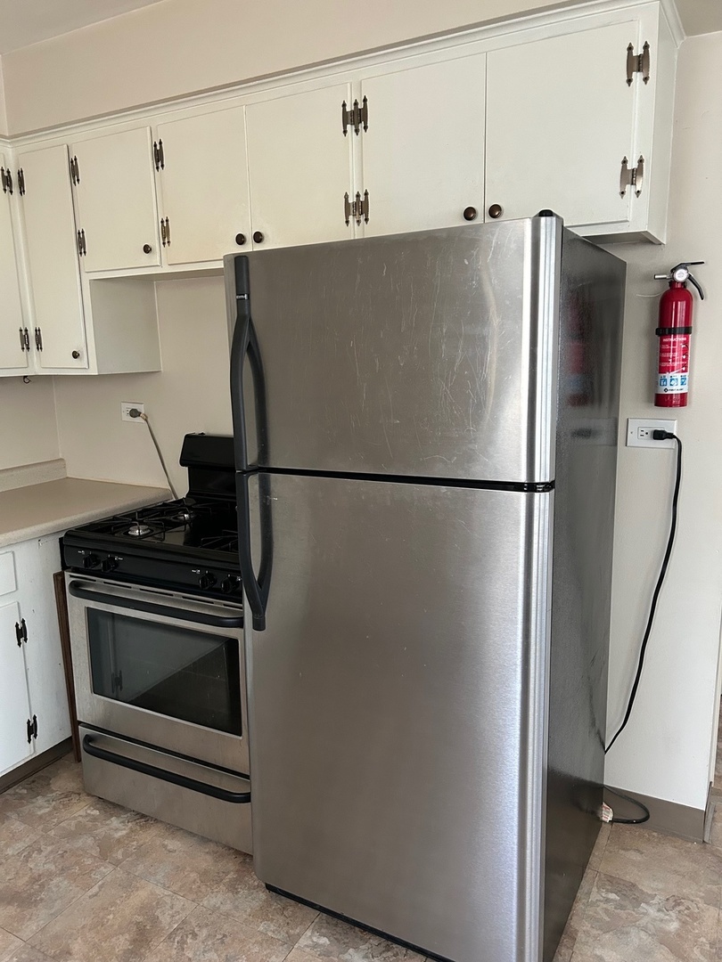 831 E South Broadway Avenue