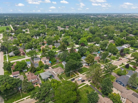 Tiny photo for 1110 N President Street, Wheaton, IL 60187 (MLS # 12774525)