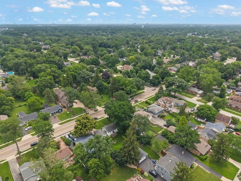 Tiny photo for 1110 N President Street, Wheaton, IL 60187 (MLS # 12774525)