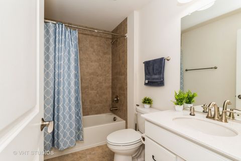 Tiny photo for 1 Sherman Court, Hawthorn Woods, IL 60047 (MLS # 12539725)