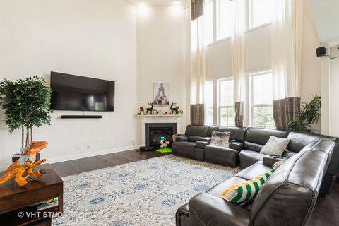 Tiny photo for 1 Sherman Court, Hawthorn Woods, IL 60047 (MLS # 12539725)