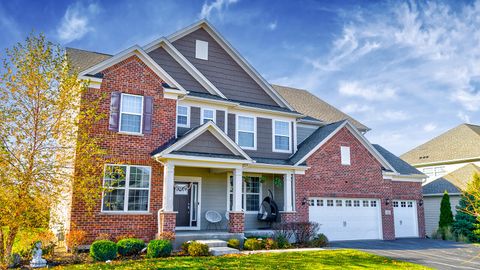 Tiny photo for 1 Sherman Court, Hawthorn Woods, IL 60047 (MLS # 12539725)