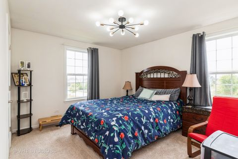 Tiny photo for 1 Sherman Court, Hawthorn Woods, IL 60047 (MLS # 12539725)