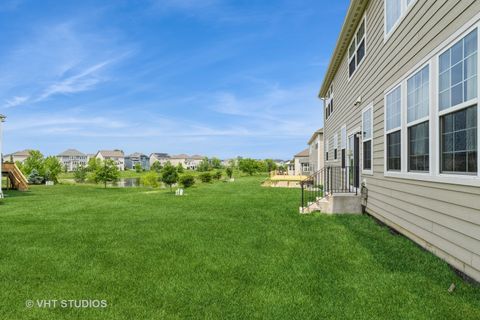 Tiny photo for 1 Sherman Court, Hawthorn Woods, IL 60047 (MLS # 12539725)