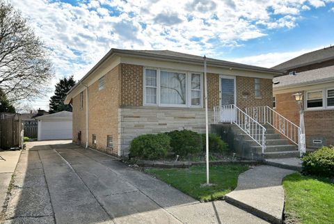 Photo of 4831 N Oak Park Avenue N, Chicago, IL 60656 (MLS # 12613050)