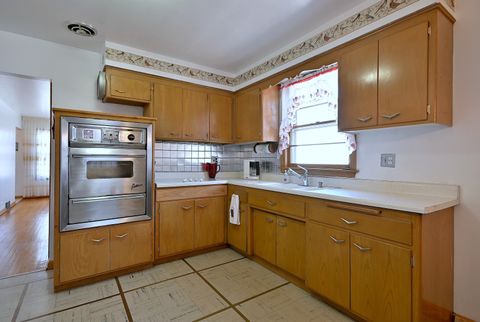 Tiny photo for 4831 N Oak Park Avenue, Chicago, IL 60656 (MLS # 12613050)