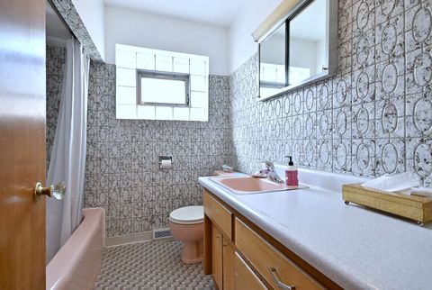 Tiny photo for 4831 N Oak Park Avenue, Chicago, IL 60656 (MLS # 12613050)