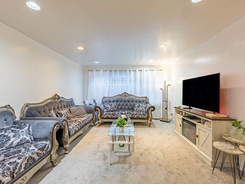 Tiny photo for 2205 W Highland Avenue #2N, Chicago, IL 60659 (MLS # 12499955)