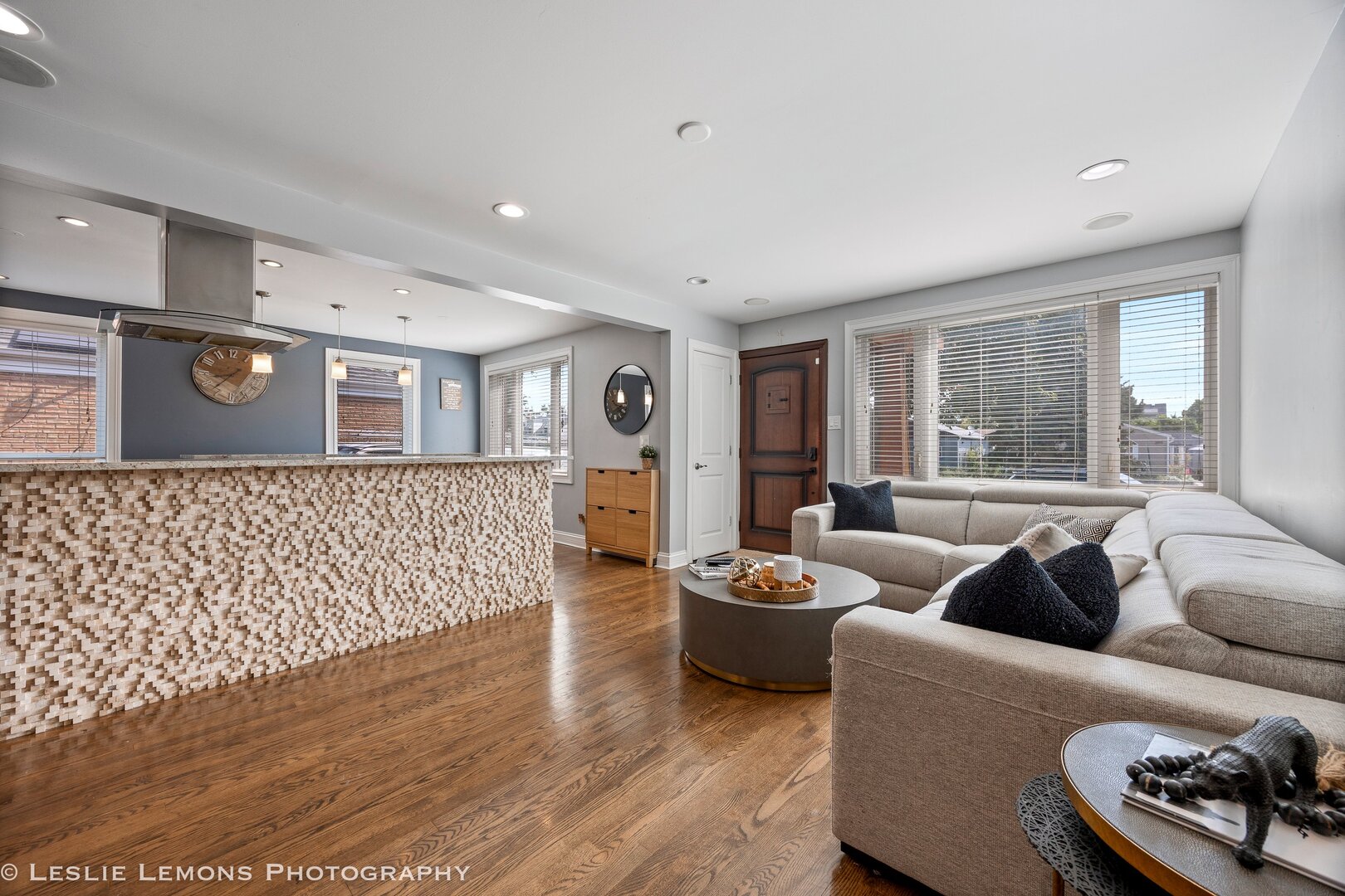 3046 Sarah Street