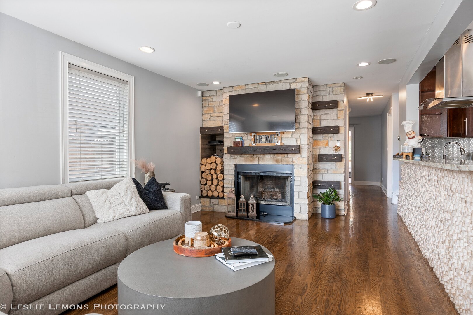 3046 Sarah Street