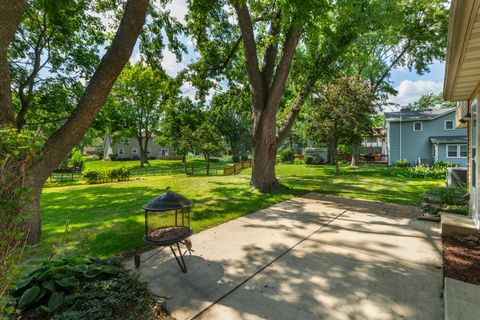 Tiny photo for 1137 Overton Court, Naperville, IL 60540 (MLS # 12444463)