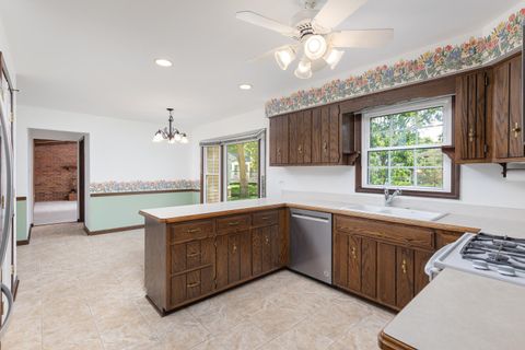 Tiny photo for 1137 Overton Court, Naperville, IL 60540 (MLS # 12444463)