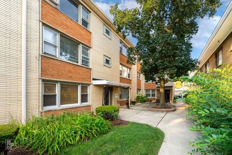 Photo of 3517 S Harlem Avenue #C2, Berwyn, IL 60402 (MLS # 12425100)