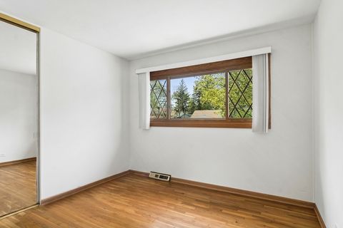 Tiny photo for 117 N Maple Street, Palatine, IL 60067 (MLS # 12569936)