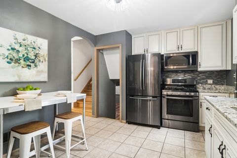 Tiny photo for 117 N Maple Street, Palatine, IL 60067 (MLS # 12569936)
